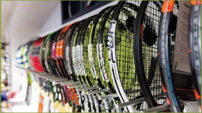 rackets_rack_with_border_1200x675